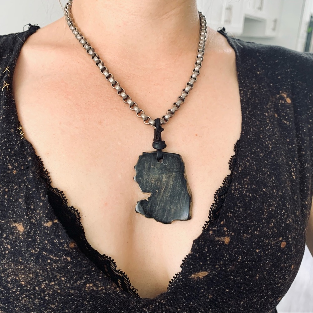 Petrified Wood Necklace Silver Rollo Chain - Picture 16 of 16